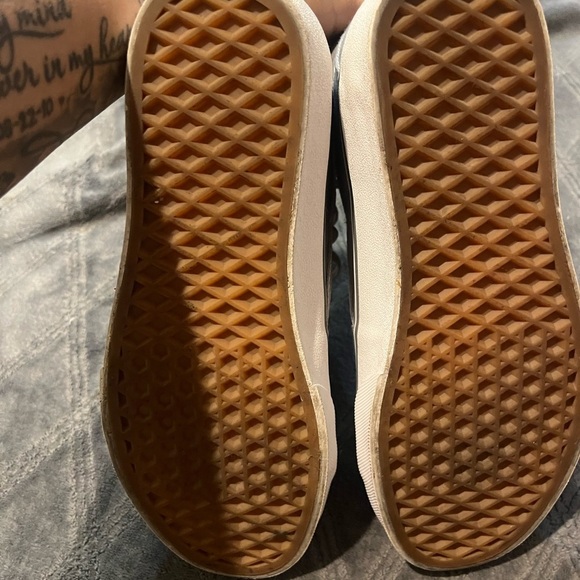 Vans Gray and White Skateboarding High-Tops - Picture 3 of 7